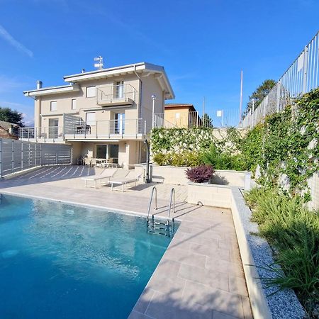 Villa Claudia With Private Pool 콜리코 외부 사진