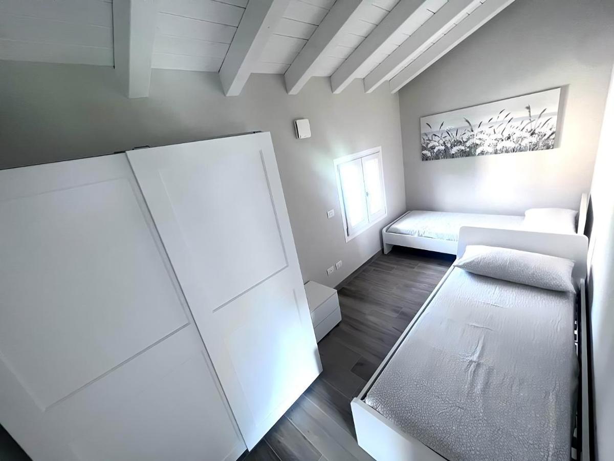 Villa Claudia With Private Pool 콜리코 외부 사진