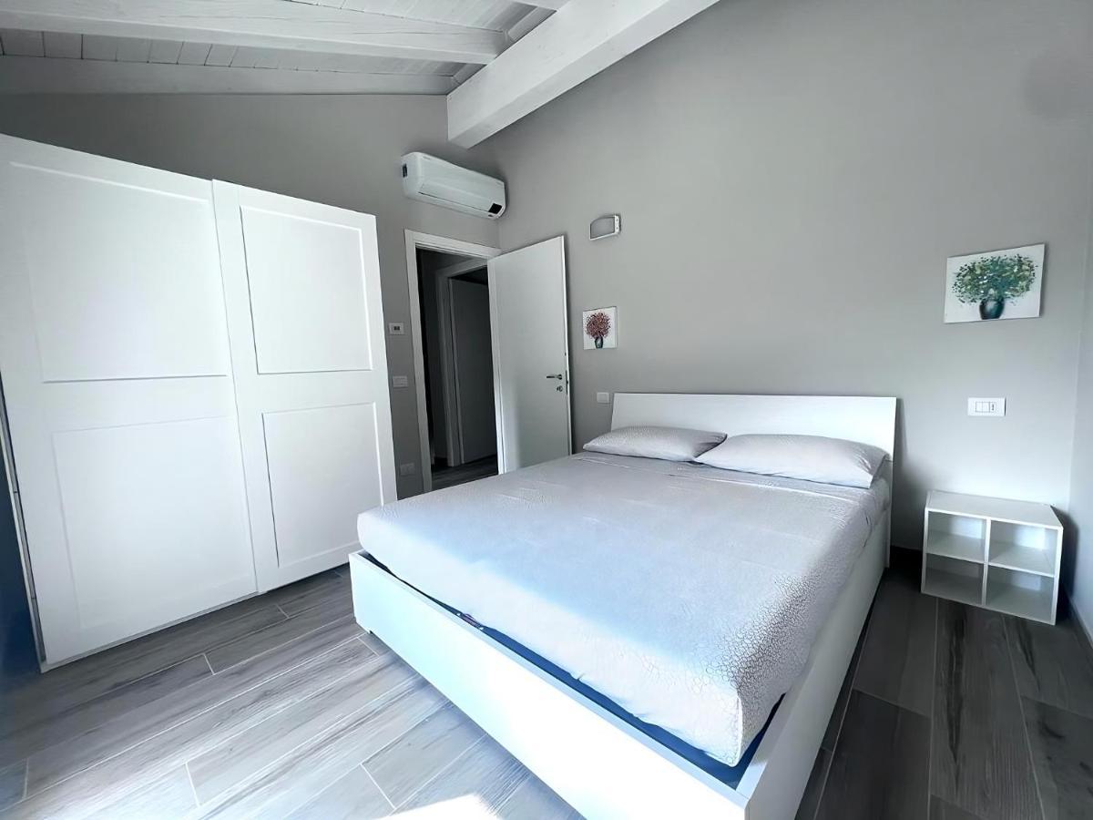 Villa Claudia With Private Pool 콜리코 외부 사진